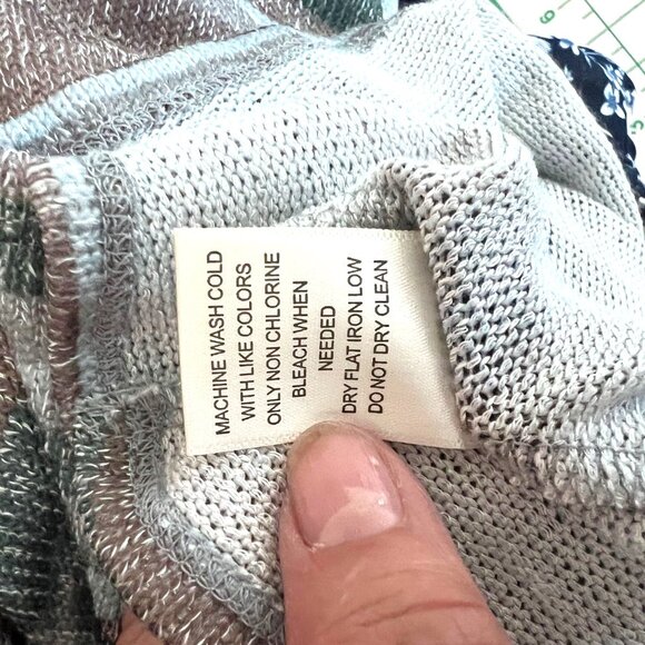 Striped Twist-Front Knit Top By Gypsies & Moondust  XS  Polyester/Rayon/Spandex - Picture 6 of 8